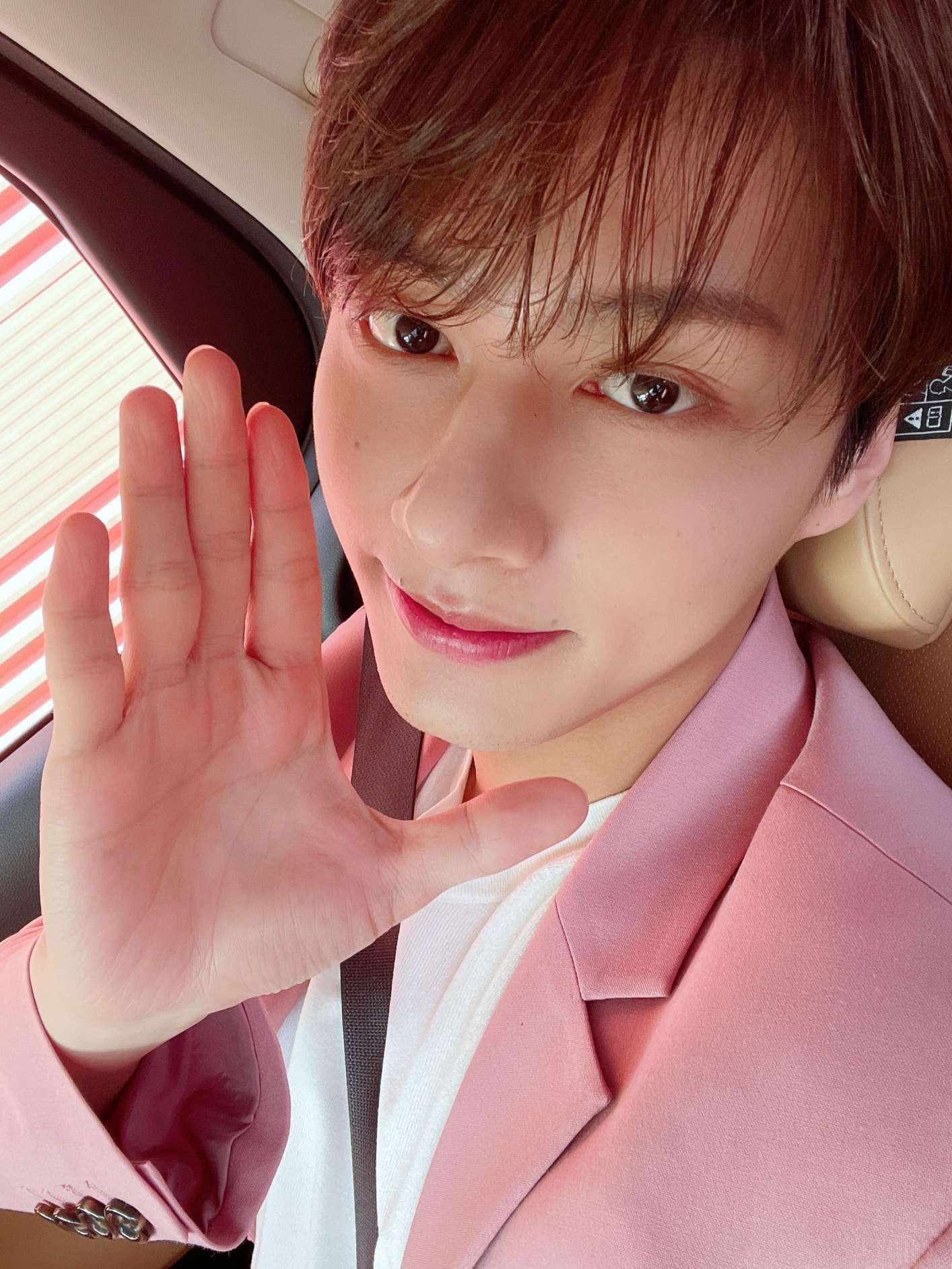 SEVENTEEN 커뮤니티 포스트 - 𝖣𝖺𝗋𝗅+𝗂𝗇𝗀~🎵 - 준 SEVENTEEN 커뮤니티 포스트 - 𝖣𝖺𝗋𝗅+𝗂𝗇𝗀~🎵 