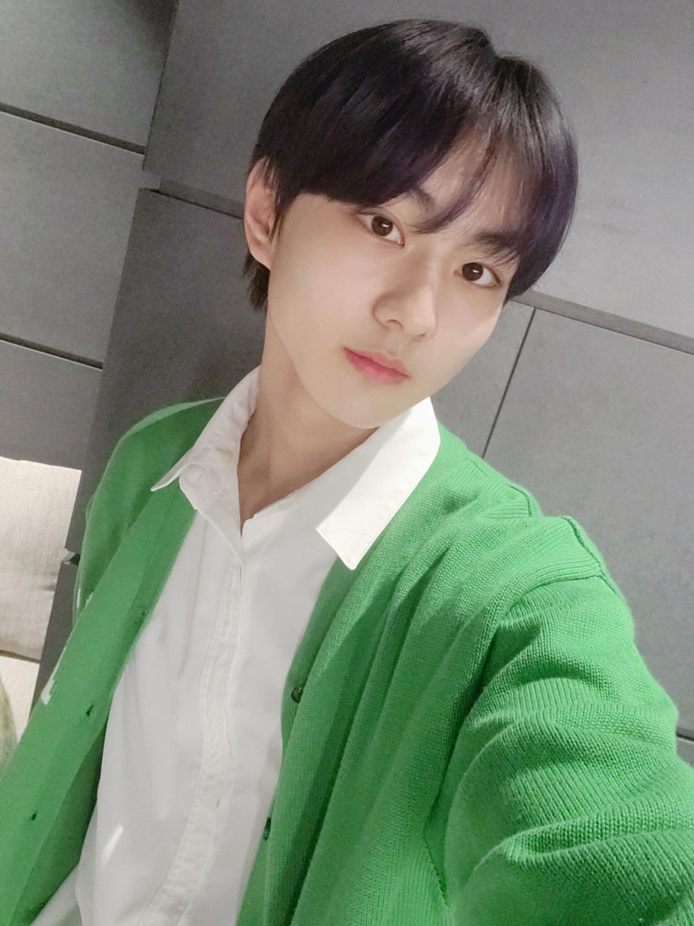 ENHYPEN Community Post - 따끈따끈한 셀카😝 - JUNGWON