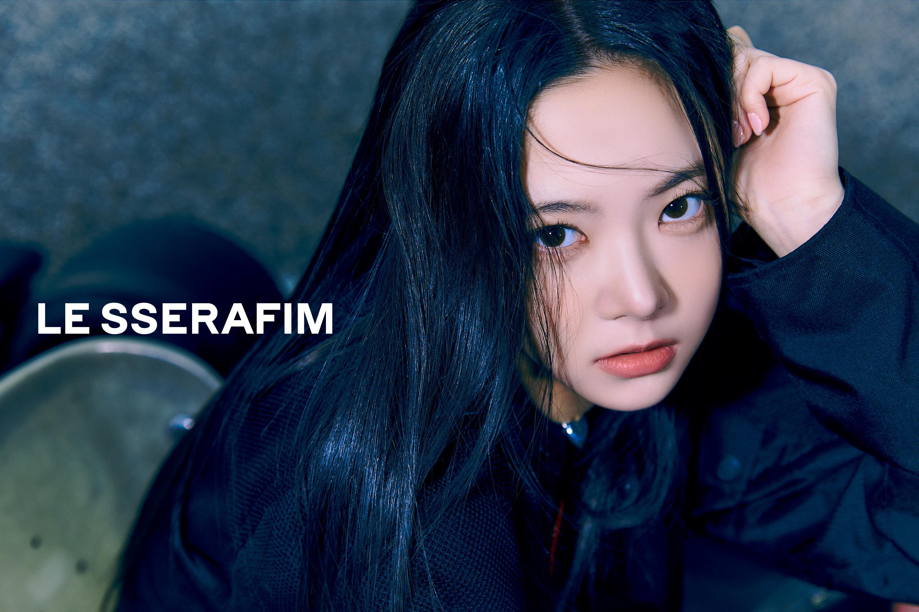 위버스 LE SSERAFIM 이미지 - FEARLESS Vol.1 BLACK PETROL HONG EUNCHAE