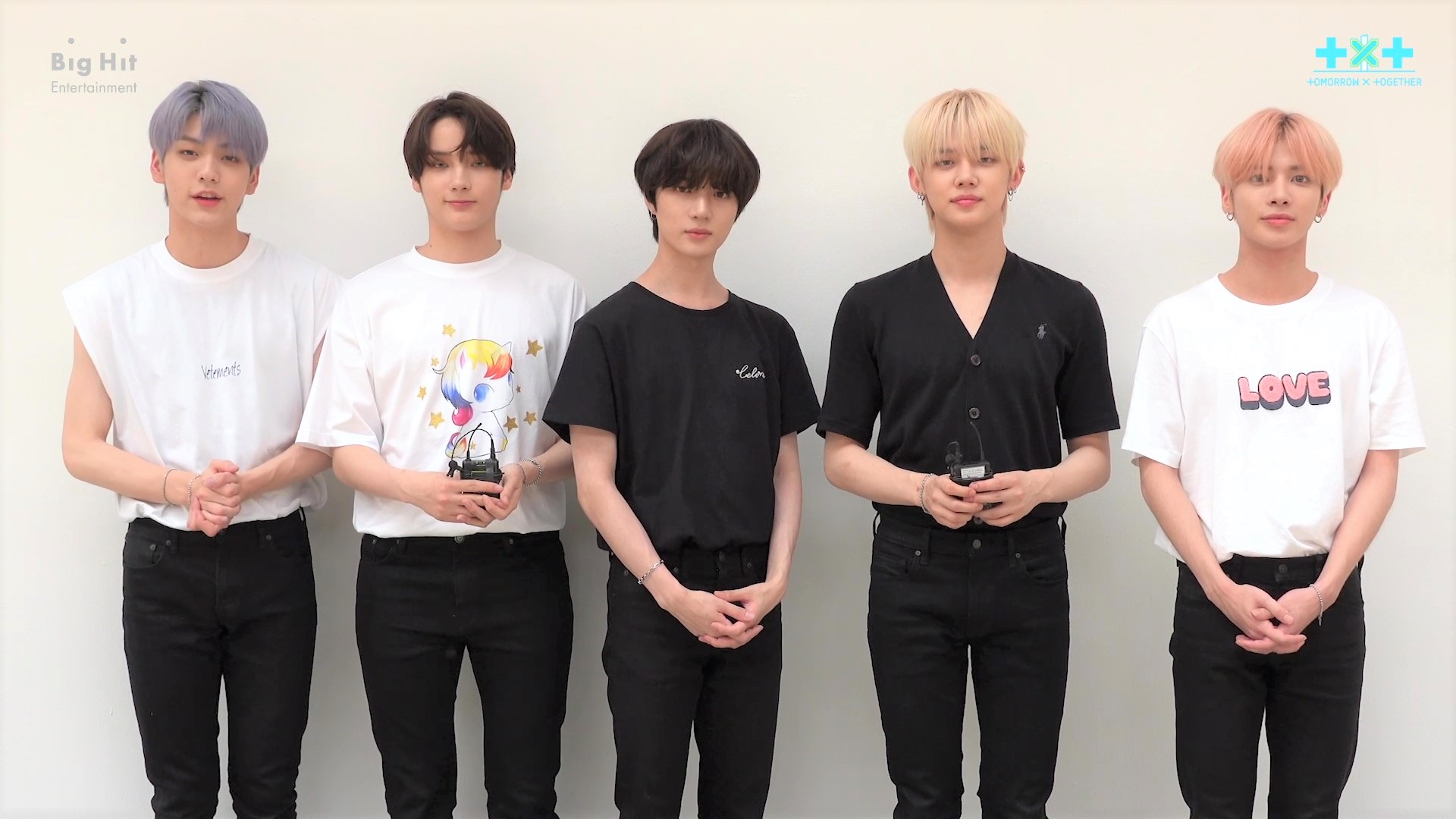 Weverse TOMORROW X TOGETHER Media - [GREETING] TXT(투모로우