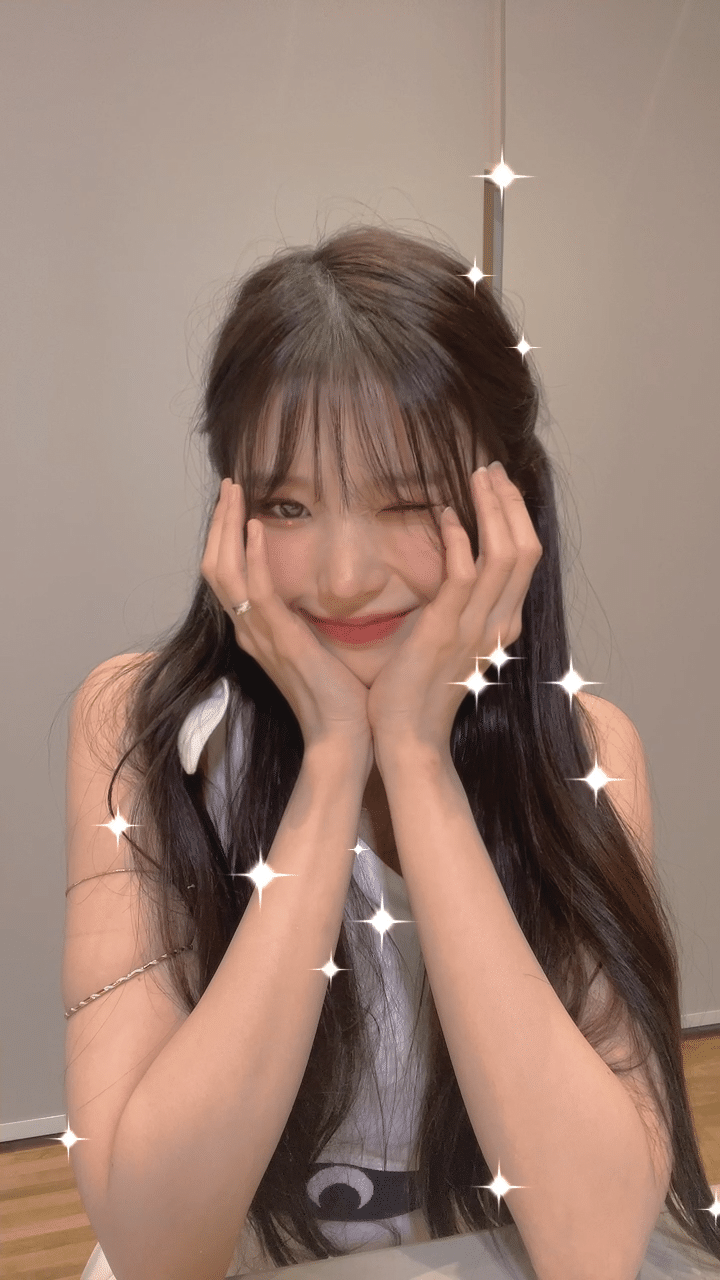 fromis_9 to heart ナギョン ハヨン fromis_9 (프로미스나인) - To Heart MV - YouTube