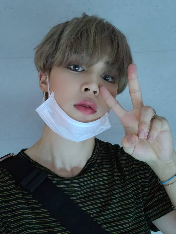 ★ BTS BE Life goes on ジン 傘 ★ 傘 BTS Jin 黒 ジン トレカ BE｜Yahoo!フリマ（旧PayPayフリマ）