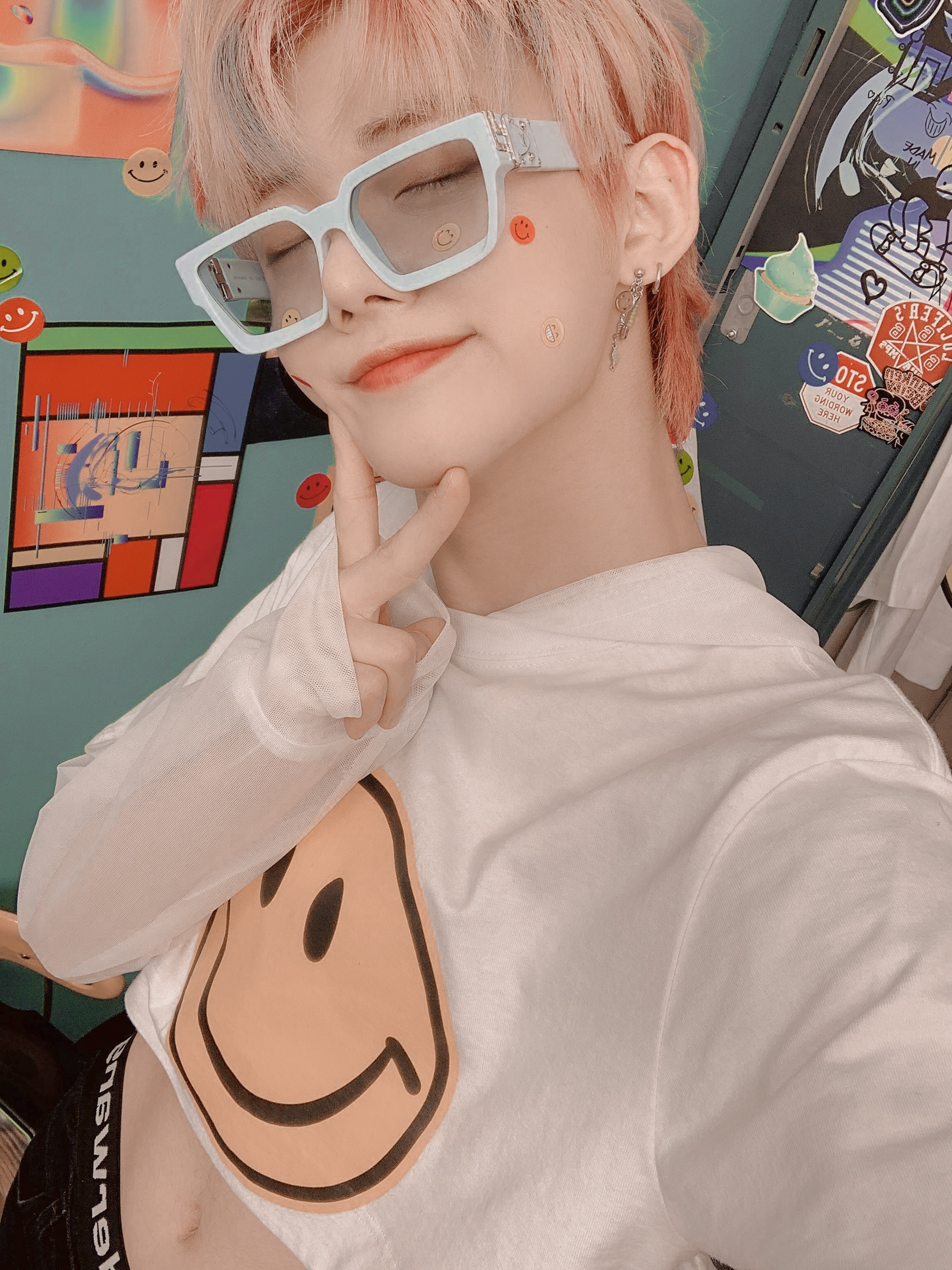 TOMORROW X TOGETHERコミュニティの投稿 - 잘생겼다 ♡ ♡ ♡ ♡