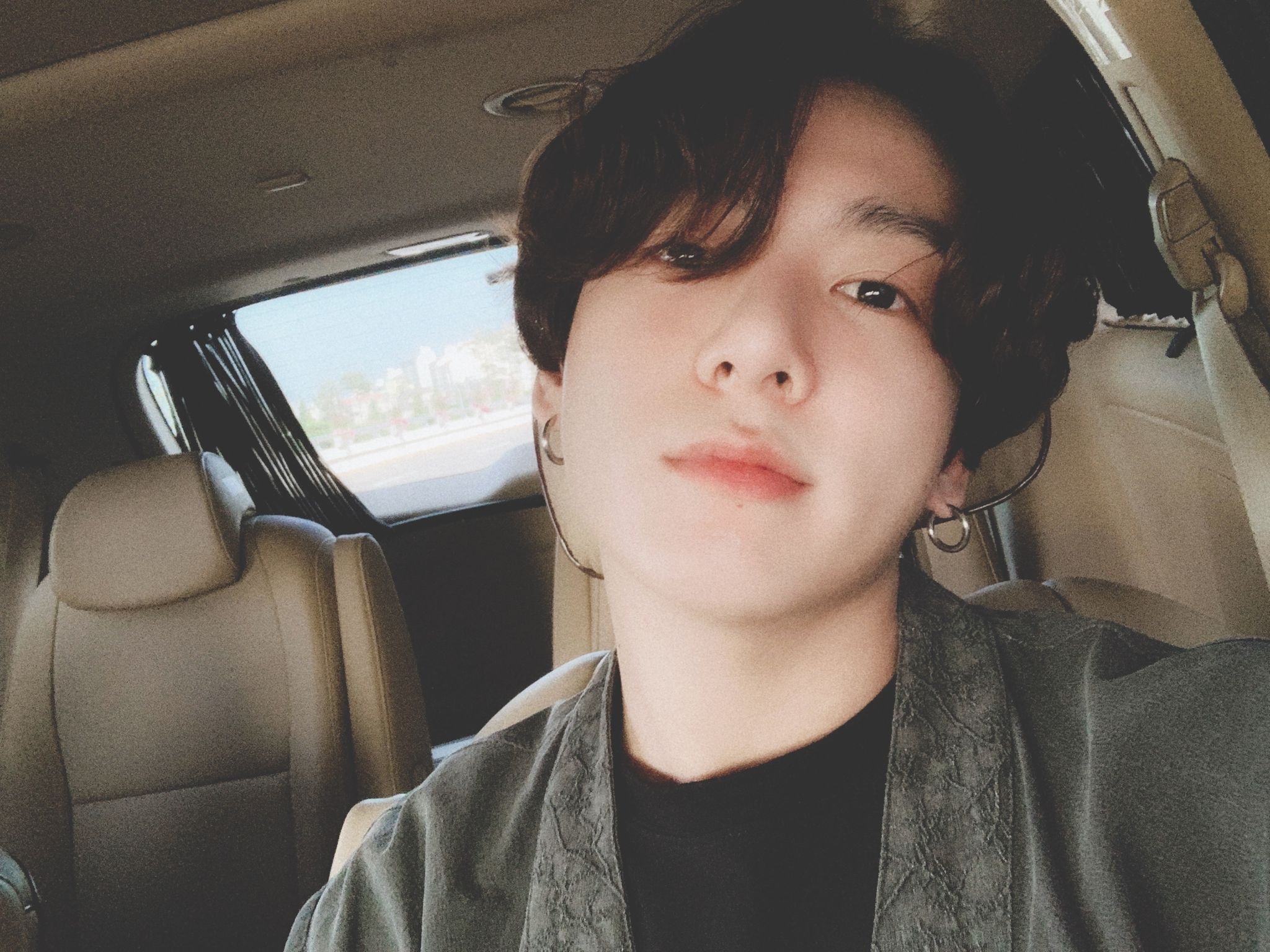 ★ BTS BE Life goes on ジン 傘 ★ 傘 BTS Jin 黒 ジン トレカ BE｜Yahoo!フリマ（旧PayPayフリマ）