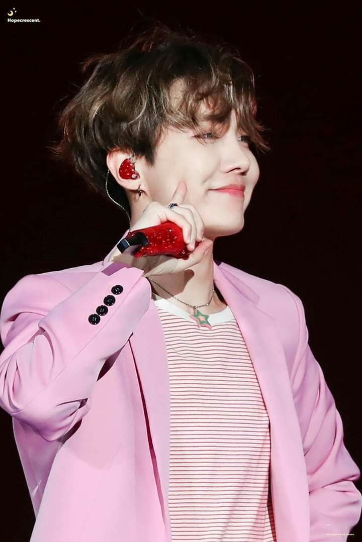 BTSコミュニティの投稿 - Thank you for existing hobiiii! We love a