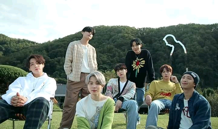 BTS Community Post - Healing with bts🥺☘️