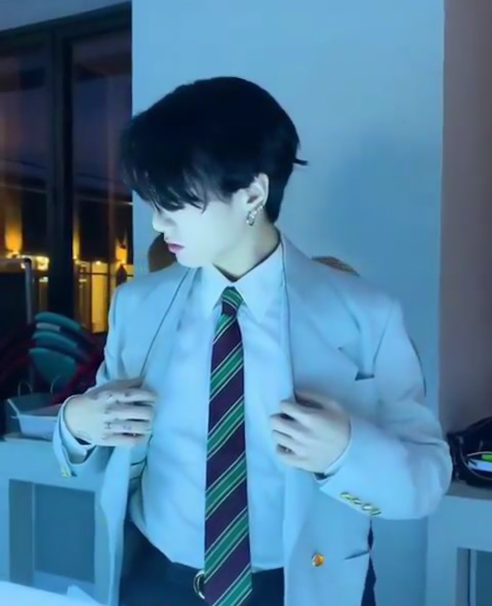 BTSコミュニティの投稿 - Today is the day in which the smallest