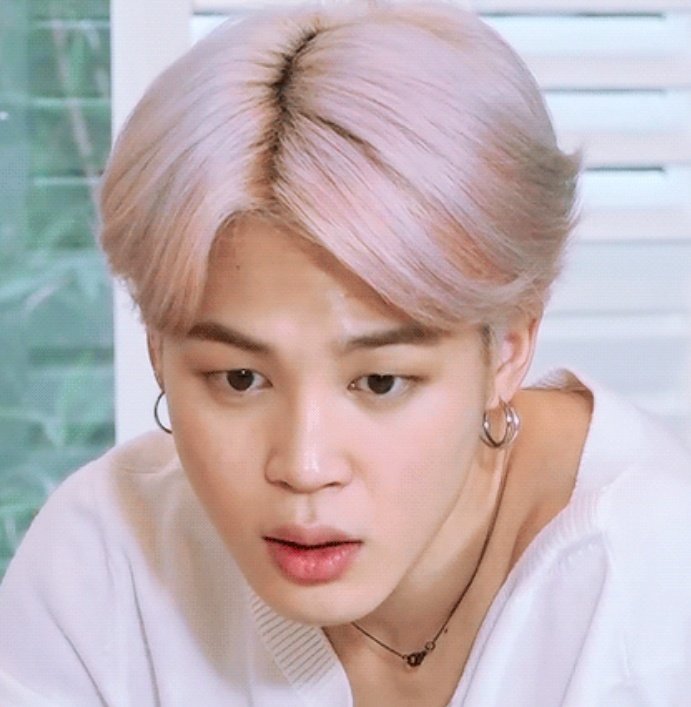 BTS Community Post - Cutepie 🥰💋🤩 jimin ahhhh 😁