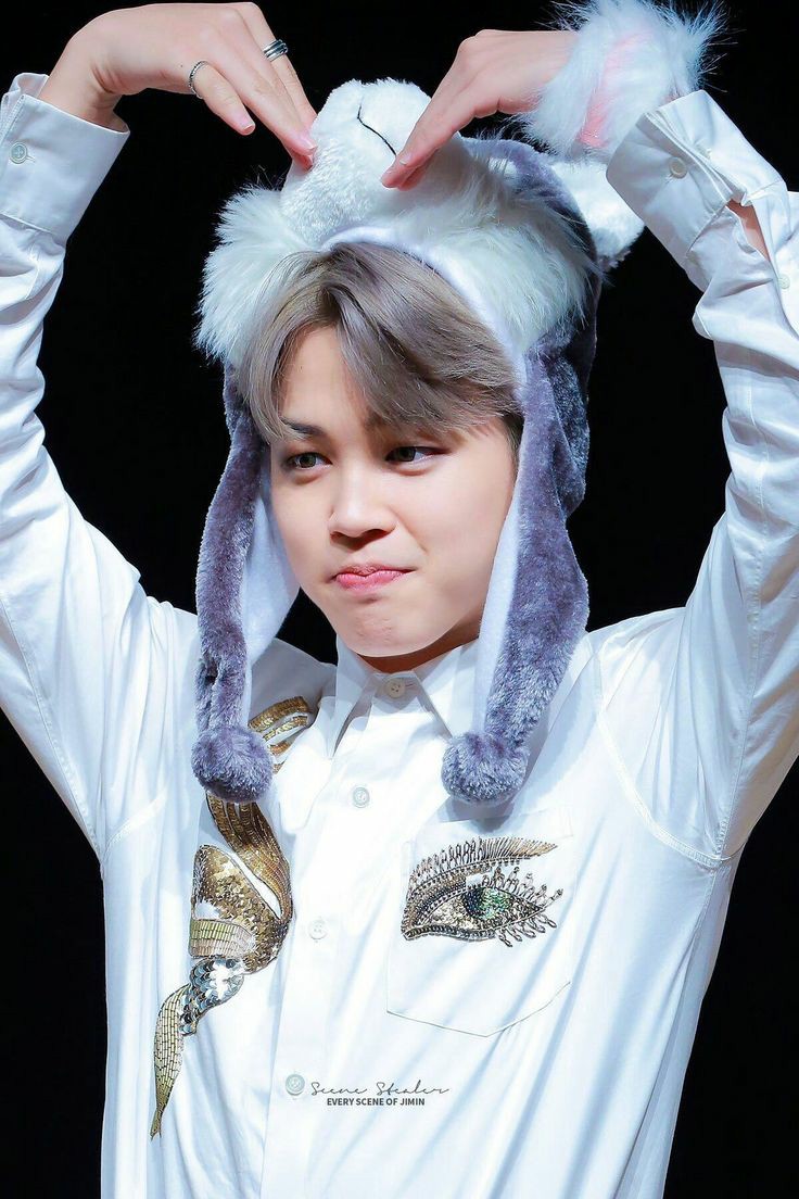 BTS社群貼文 - the duality of this man jimin is perfect jimin is