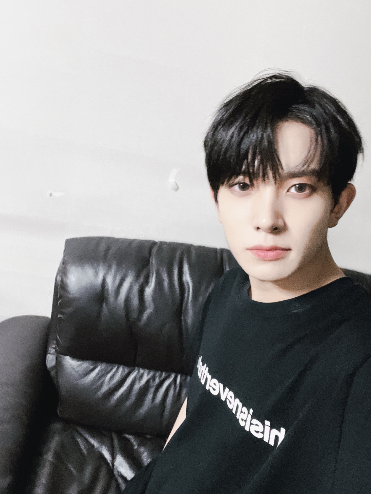 ENHYPEN Community Post - 히히