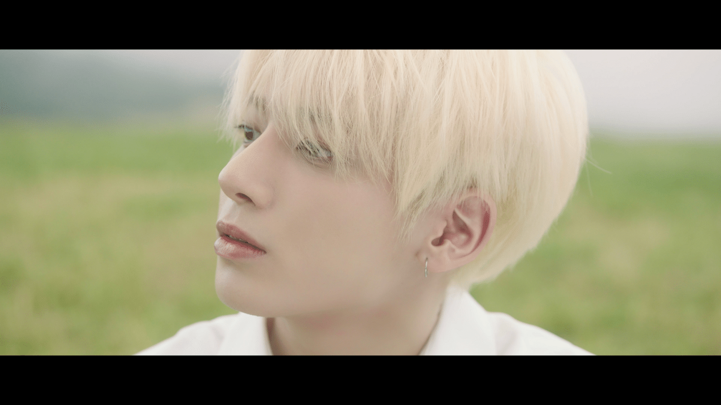 TXT テヒョン サノク CROWN MAGIC Bule Hour 1602665774434.png?type=w1414