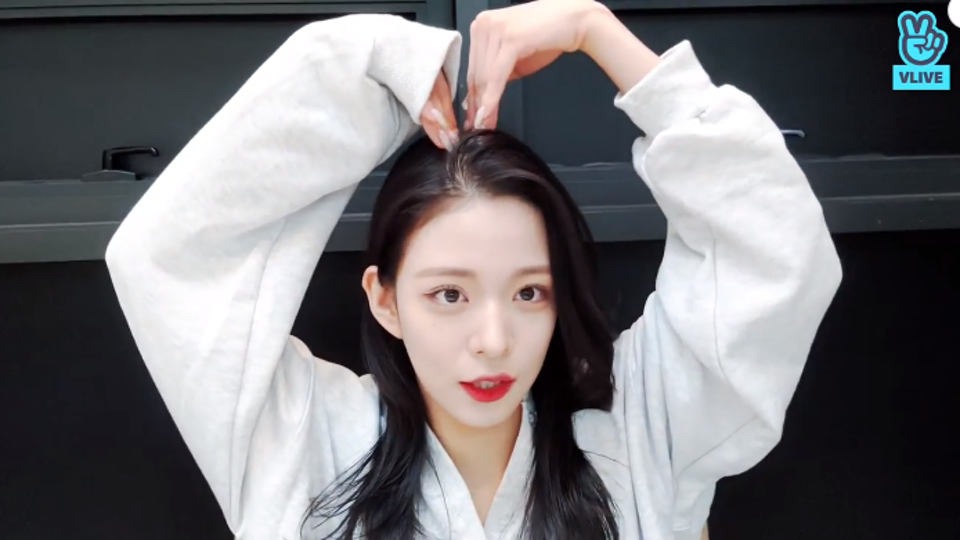 fromis_9 ハヨン＆ナギョン (U.M.W.) Comeback LIVE