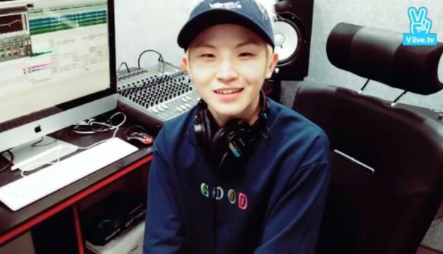 SEVENTEEN 'Happy Birthday! WOOZI'