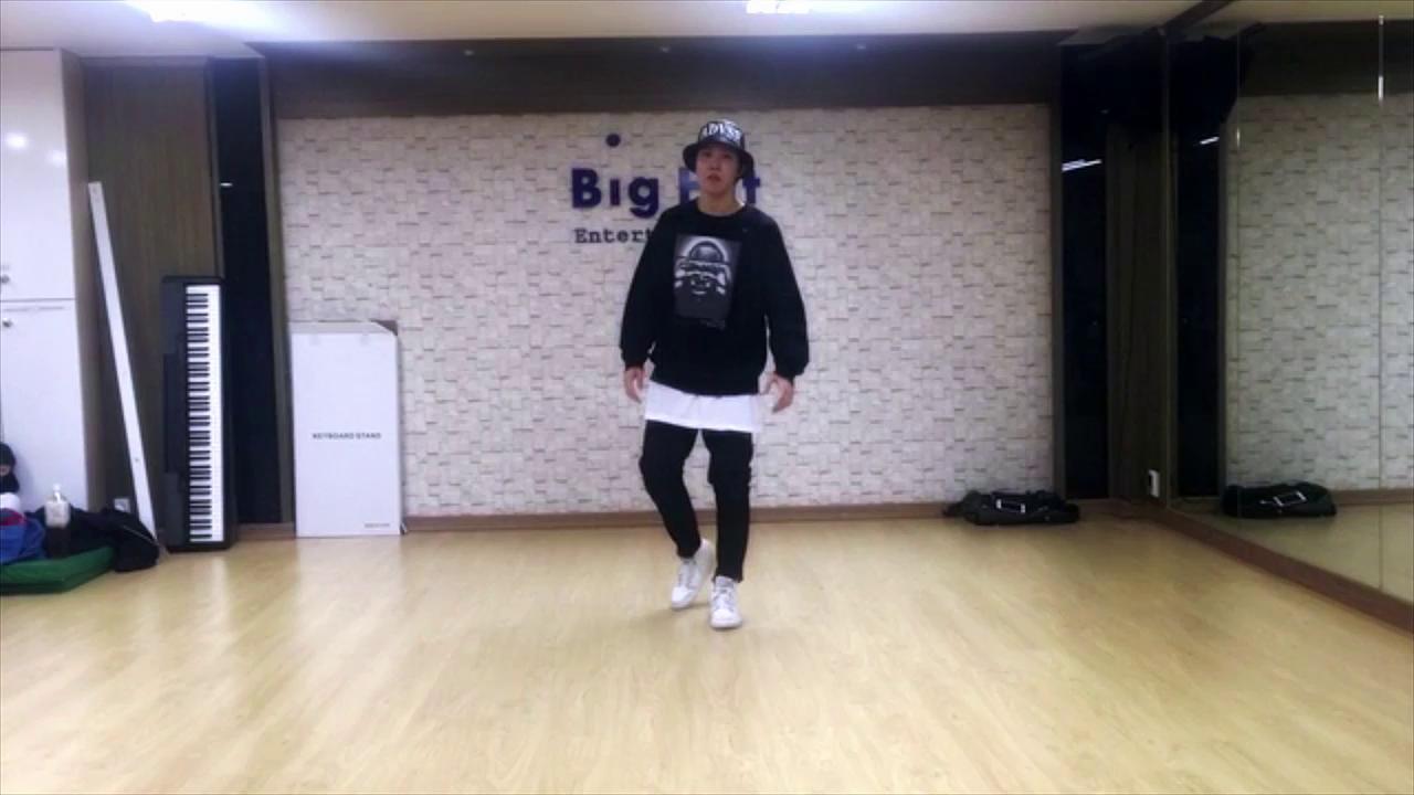 Weverse BTS Media - 방탄소년단 j-hope Dance Practice for 2015