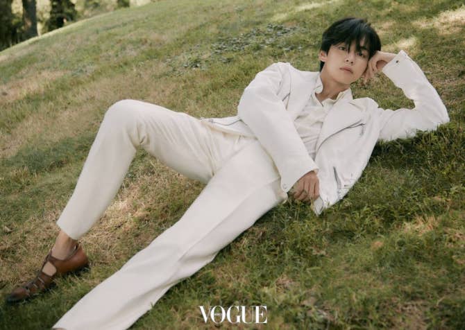 BTS Community Posts - That's why Kim Taehyung has the most loyal and