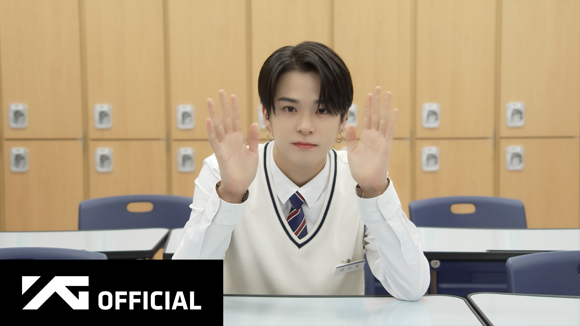Weverse TREASURE Media - 「男子校怪談」ポスターメイキングフィルム