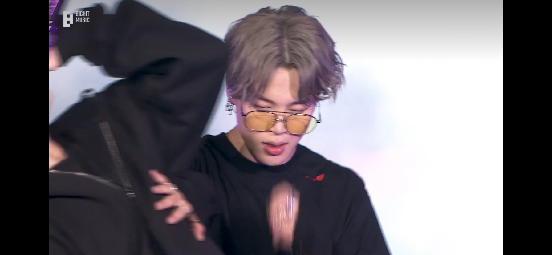 BTS Community Post - 言葉に表せないほど大好き💜 すごく楽しそうで癒