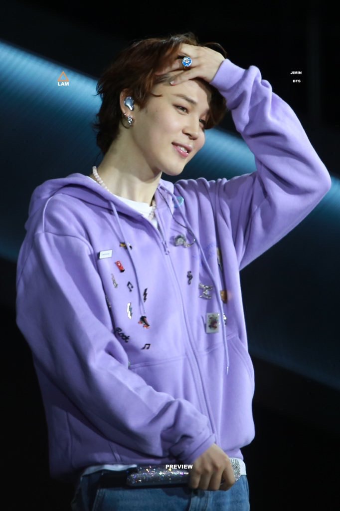 BTS Community Post - 사랑 이라는 단어 만으로 충분할거 같아 언제나 늘 :¨·.·¨::¨·.·¨::¨·.·¨ ...