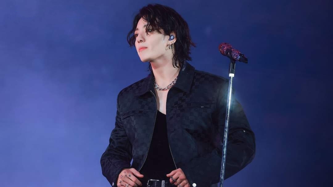BTS社区帖子- Some moments of Jungkook in Bts Busan concert