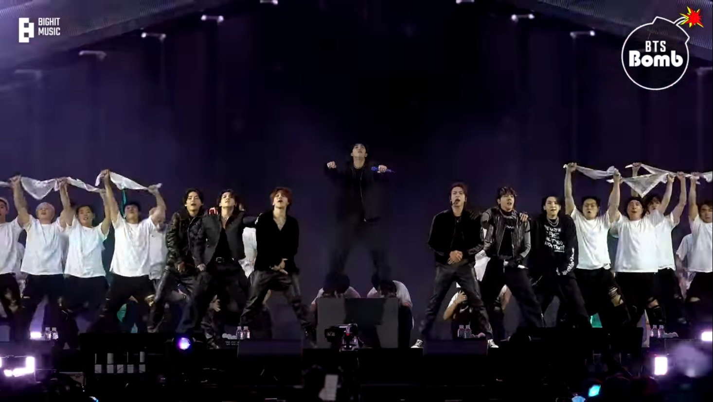 BTS Community Post - 釜山コンのオープニング『MIC DROP』『Run BTS