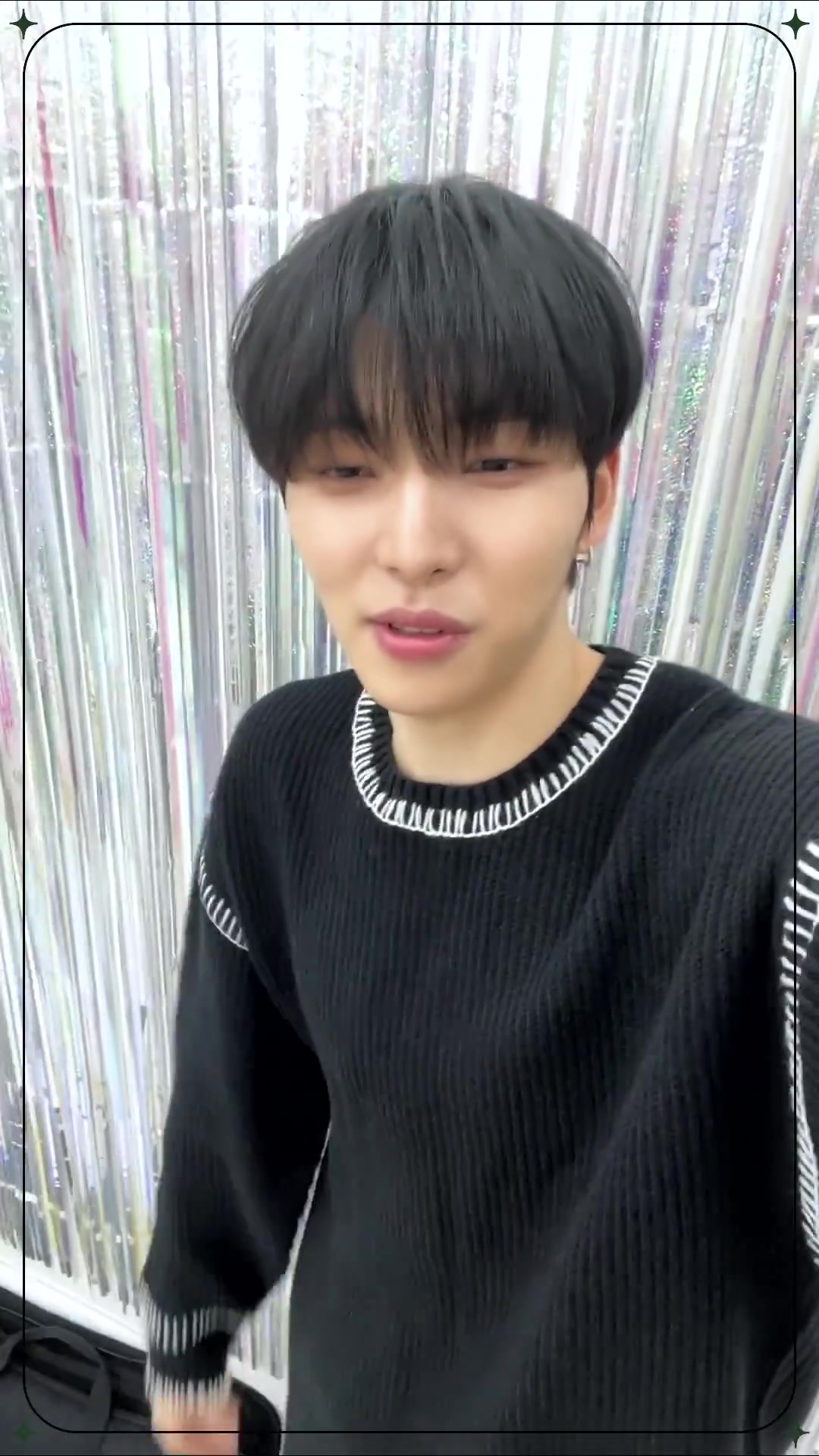 Weverse ONEUS Media - 원어스(ONEUS) 2022 1ST WORLD TOUR [REACH FOR