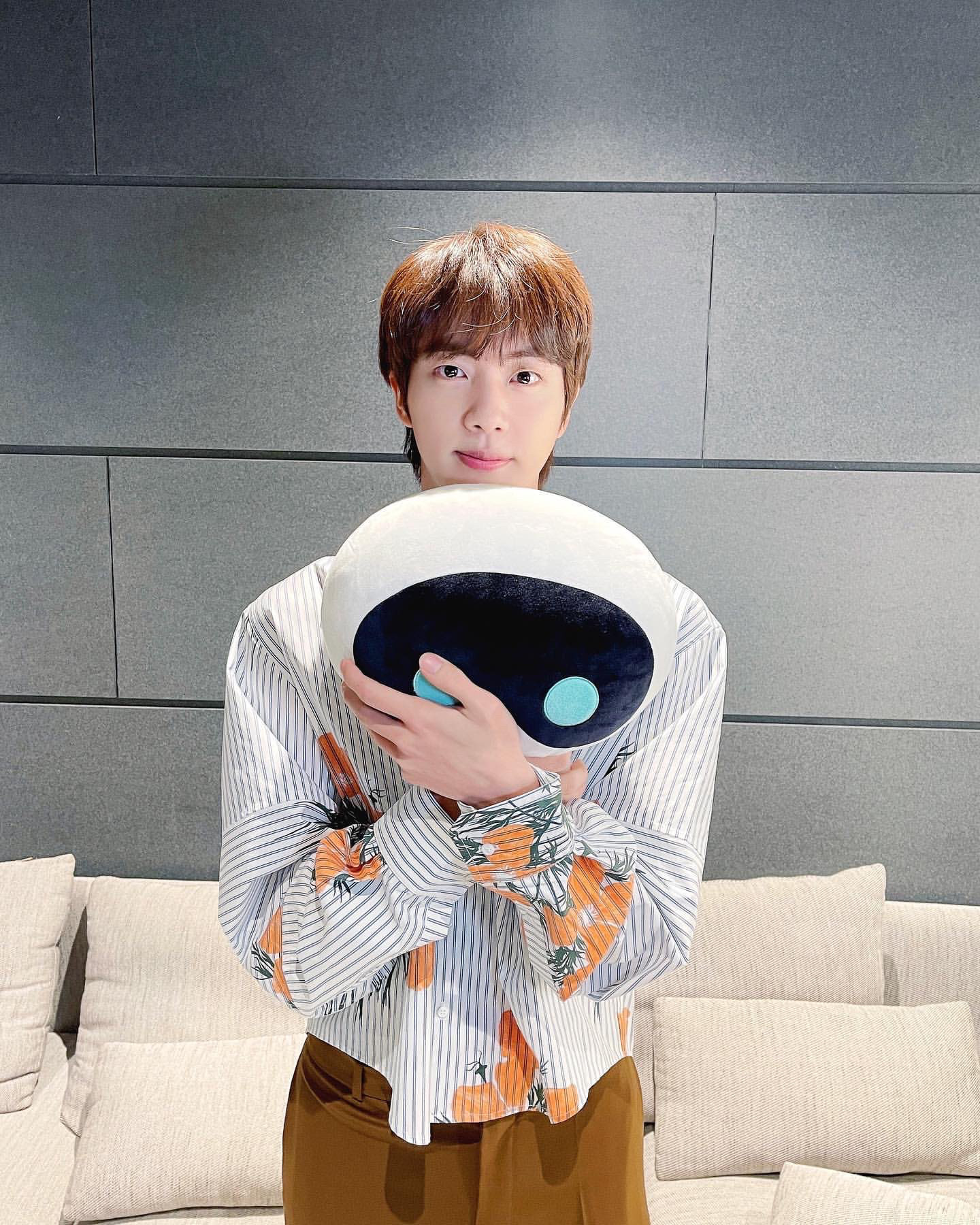 BTS Community Post - ジンくん💗 たくさんの写真をありがとう