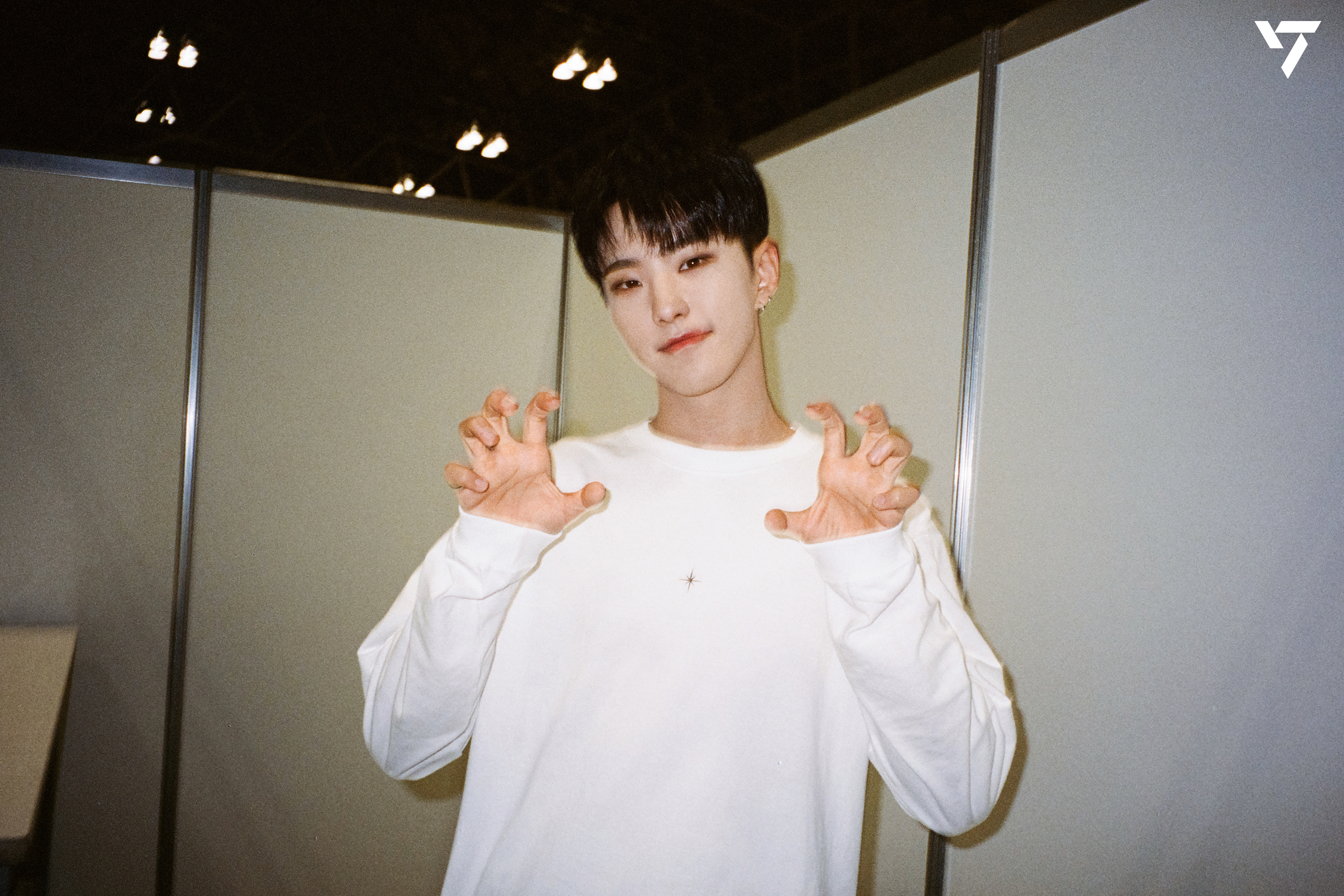 Weverse SEVENTEEN Image - [17pcs] 'DREAM' Release Event Behind