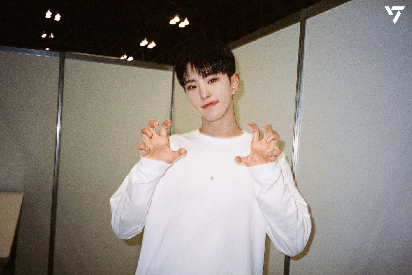 Weverse SEVENTEEN Image - [17pcs] 'DREAM' Release Event Behind