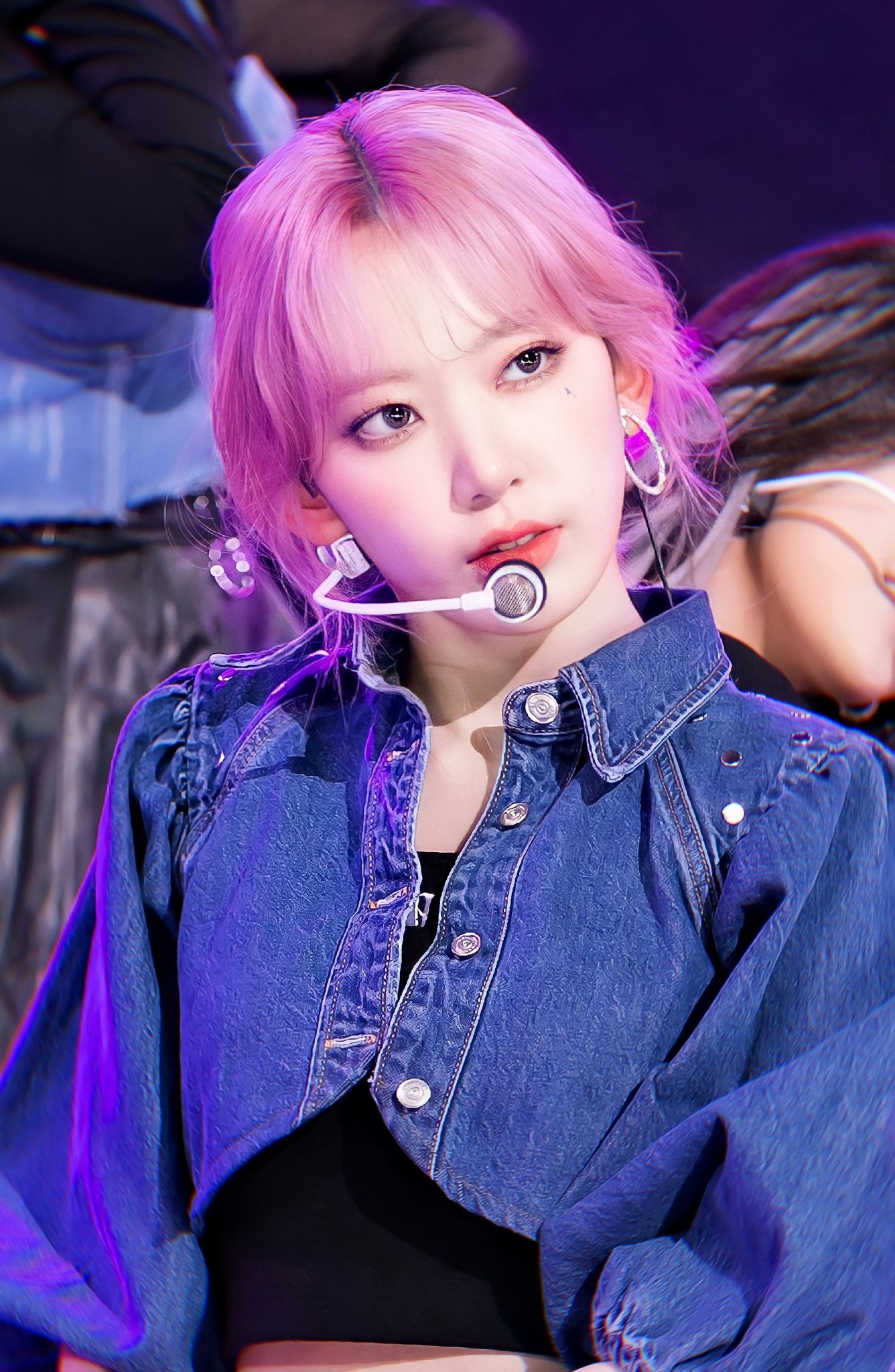 LE SSERAFIMコミュニティの投稿 - Sakura with pinkhair is the best💗