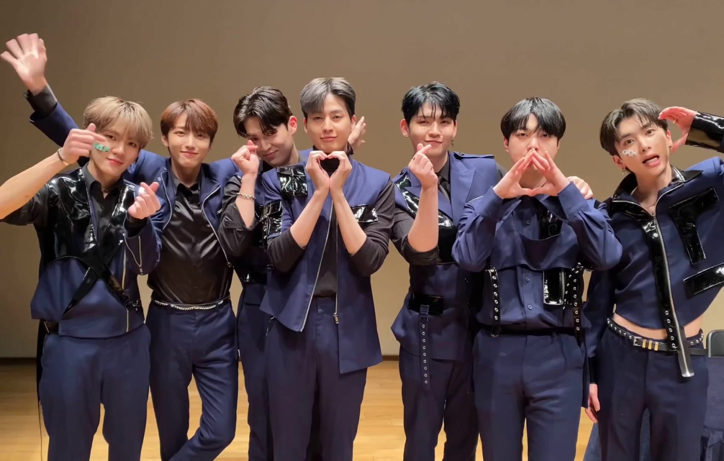 UP10TION 커뮤니티 Media