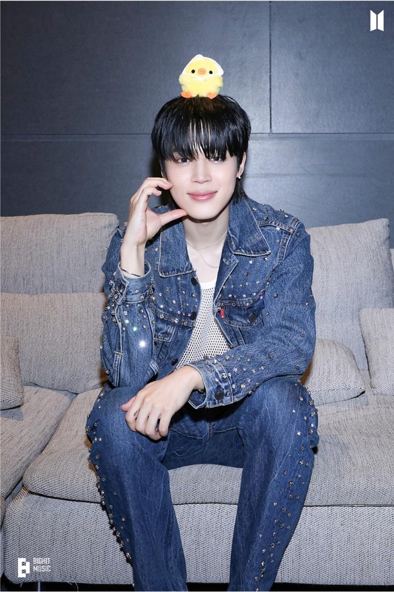 BTS Community Post - ジミニ🐥⸒⸒ こんにちは✨ まだ寝てるかな