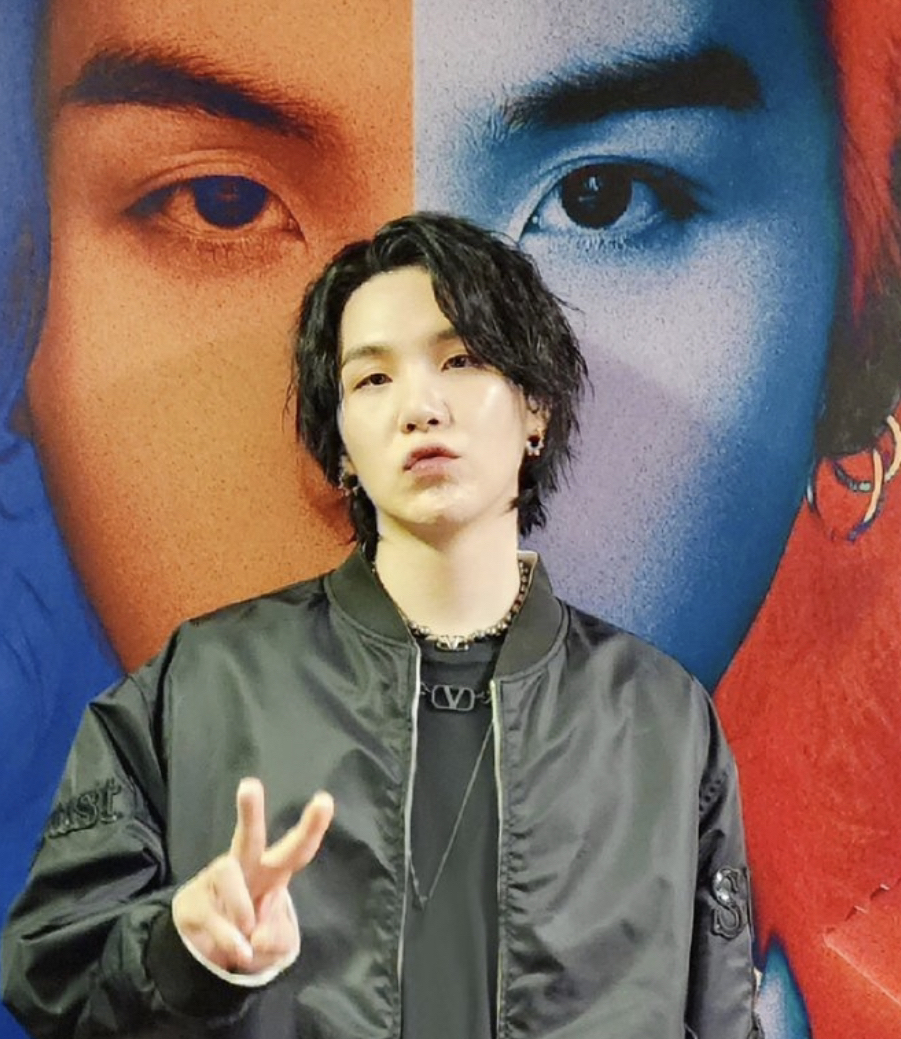 BTS Community Post - ユンギさん… 今日も、カワイイです。 どうして