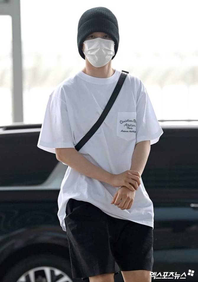 BTS Community Posts - 💜✨Jimin at the ICN airport for departure to New  York😍 Have a safe flight Jimin ❤️ #bts_proof