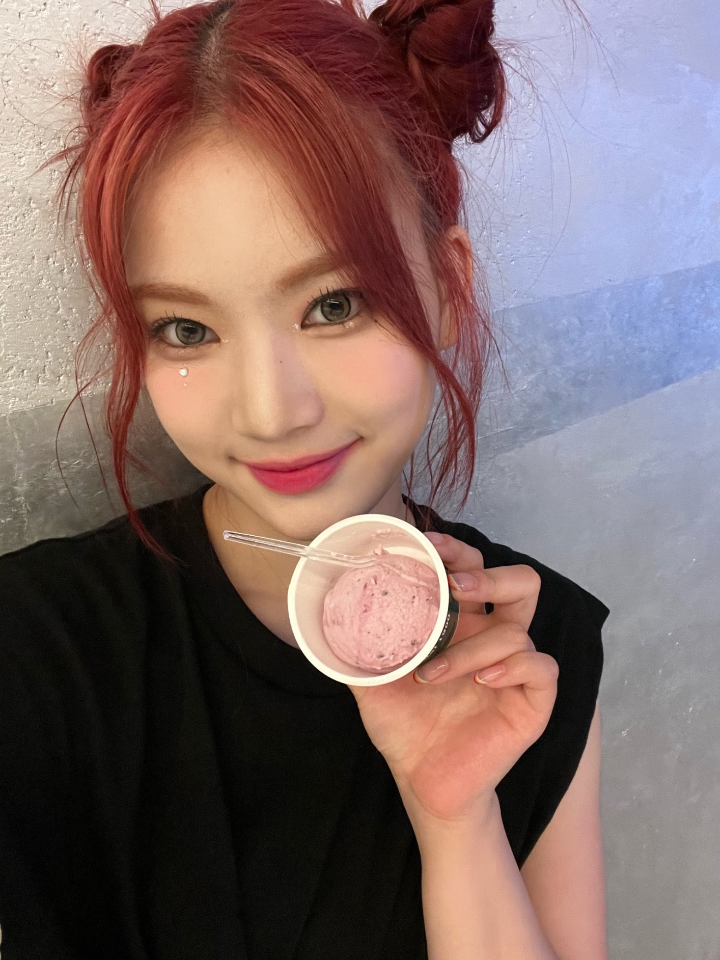 STAYC Community Posts - 히히히 - ISA