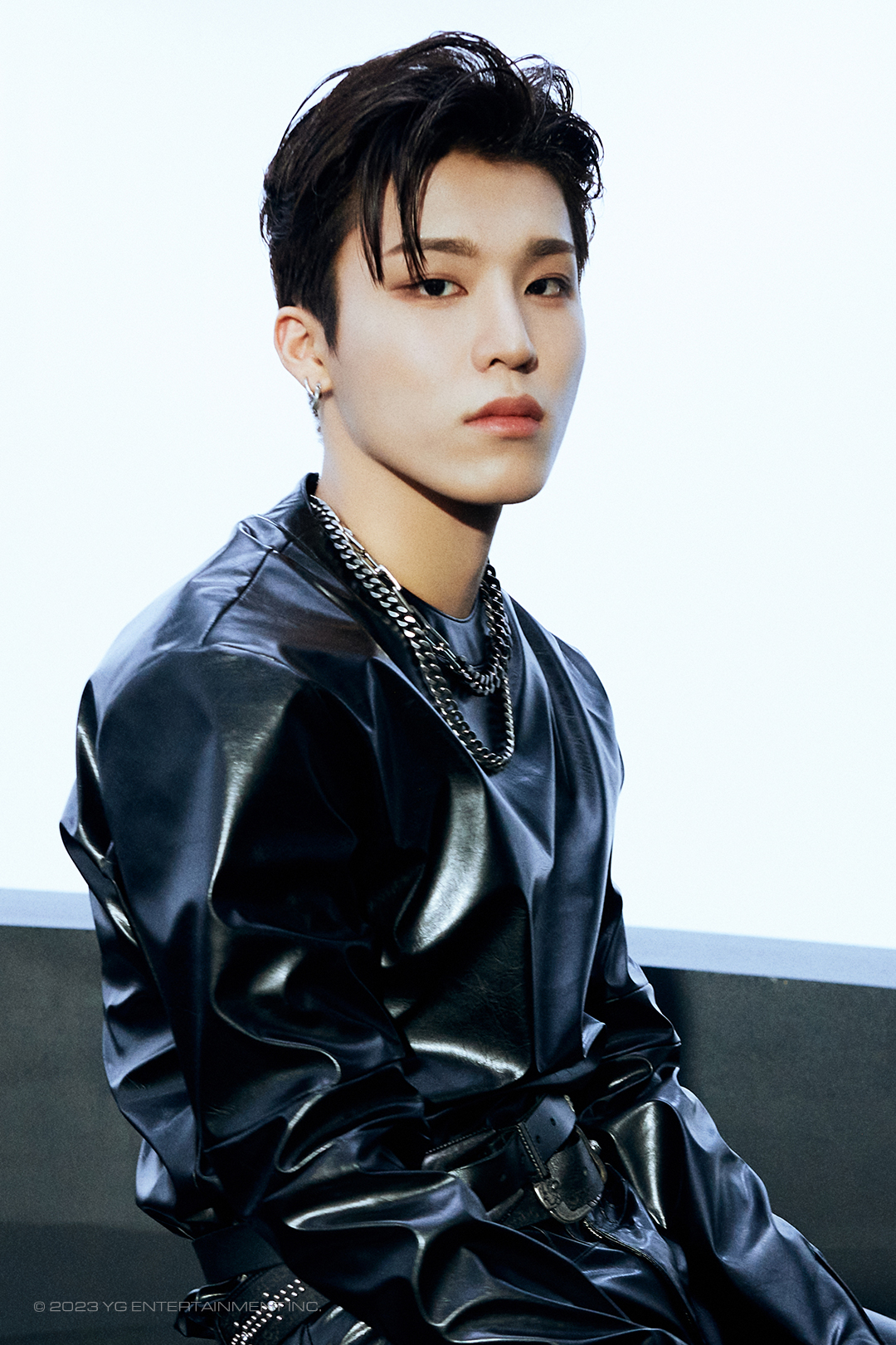 Weverse TREASURE Image - TREASURE - 2ND FULL ALBUM 'REBOOT