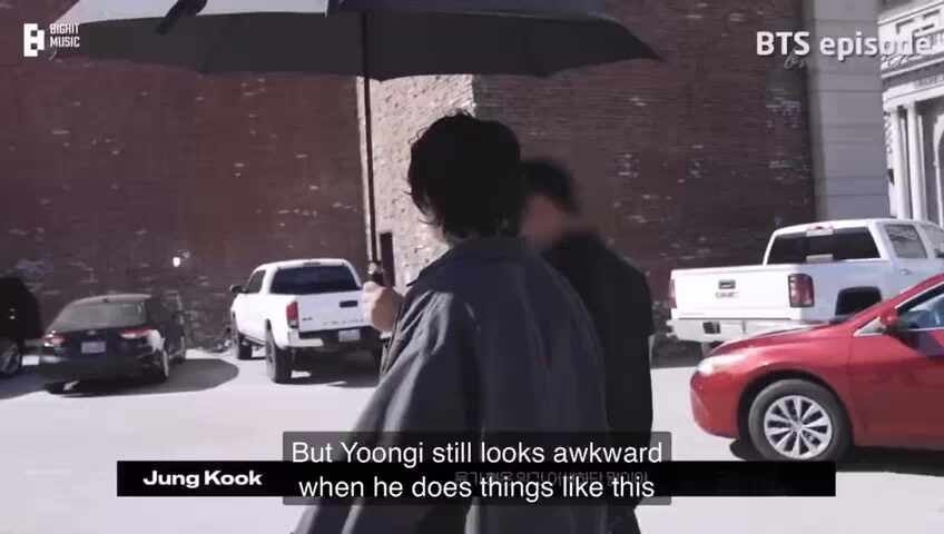 BTS Community Posts - ?????? Чонгук: "Но Юнги-хён всё равно выглядит ...