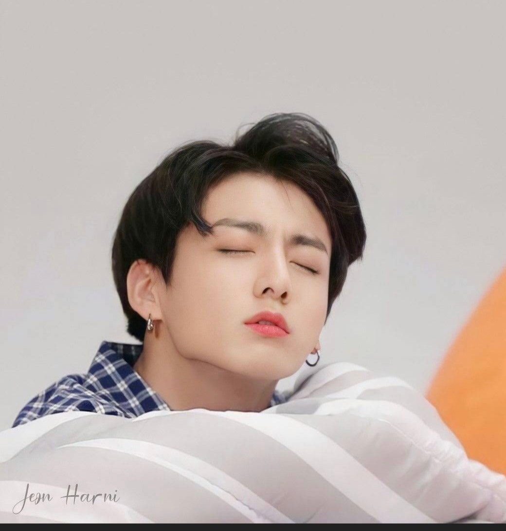 Bts Community Posts Good Night Everyone Have A Sweet Bts Dreams 💜💜💜🥰🥰🥰