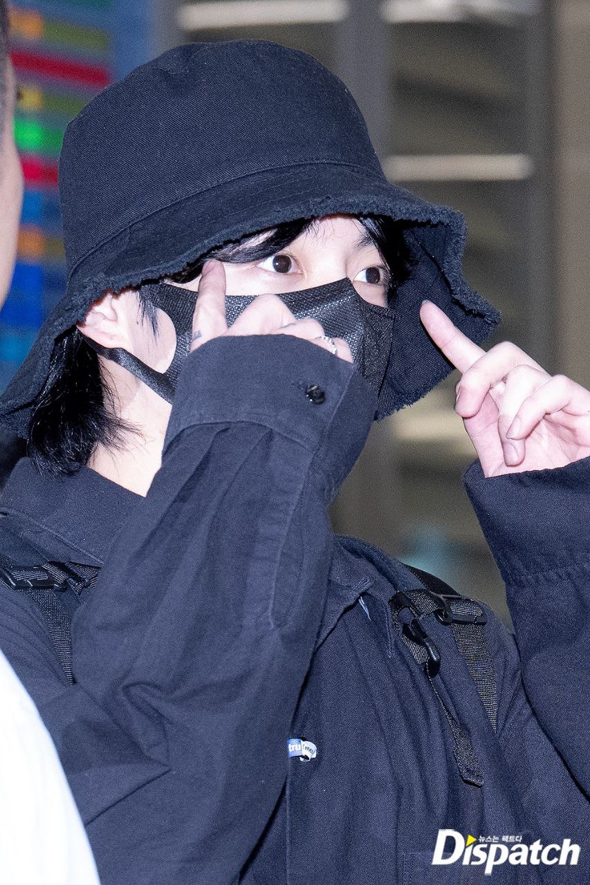 BTS Community Post - Jungkook safely arrived back home in S Korea