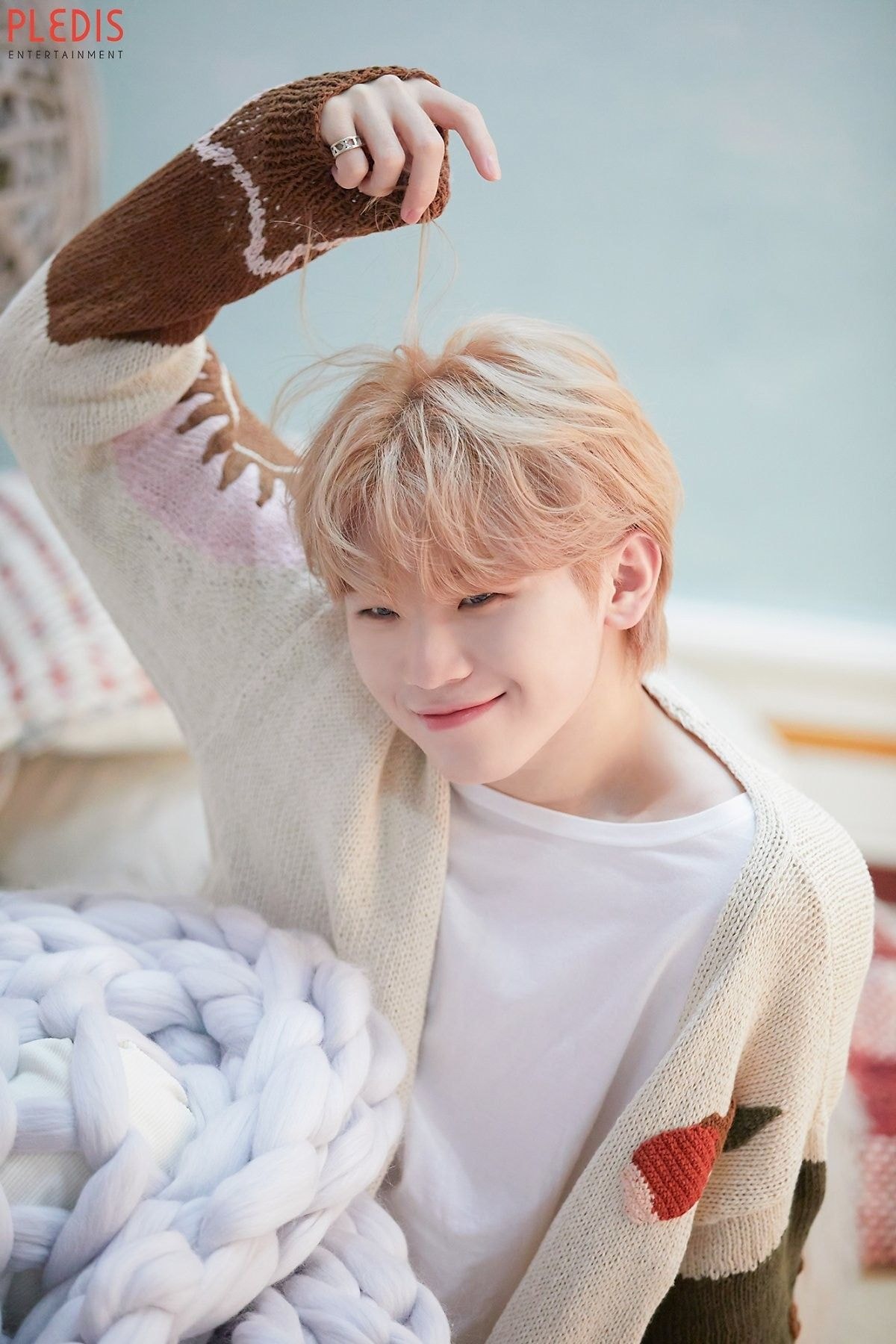 SEVENTEEN Community Posts - 우지시 지훈시 우아해 1 1 : 2 2 + 1
