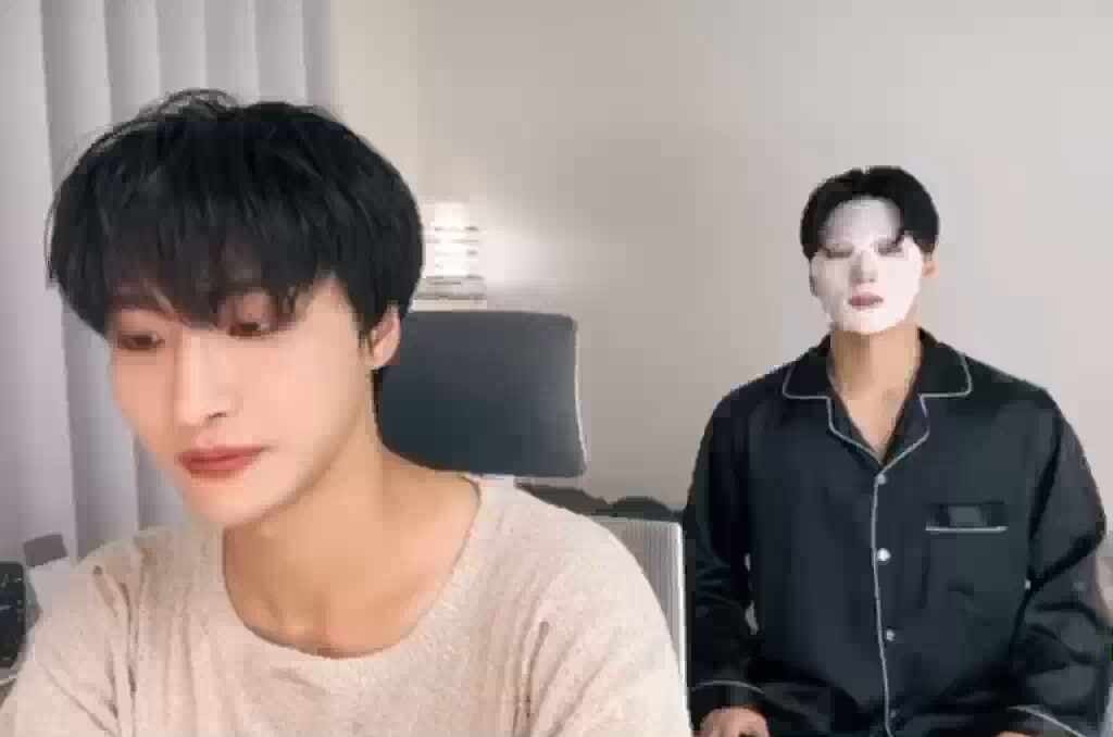 Weverse Zone Community Posts A yo Who TF Airdropped Me This hwawa weverse-zone-community-posts-a-yo-who-tf-airdropped-me-this-hwawa