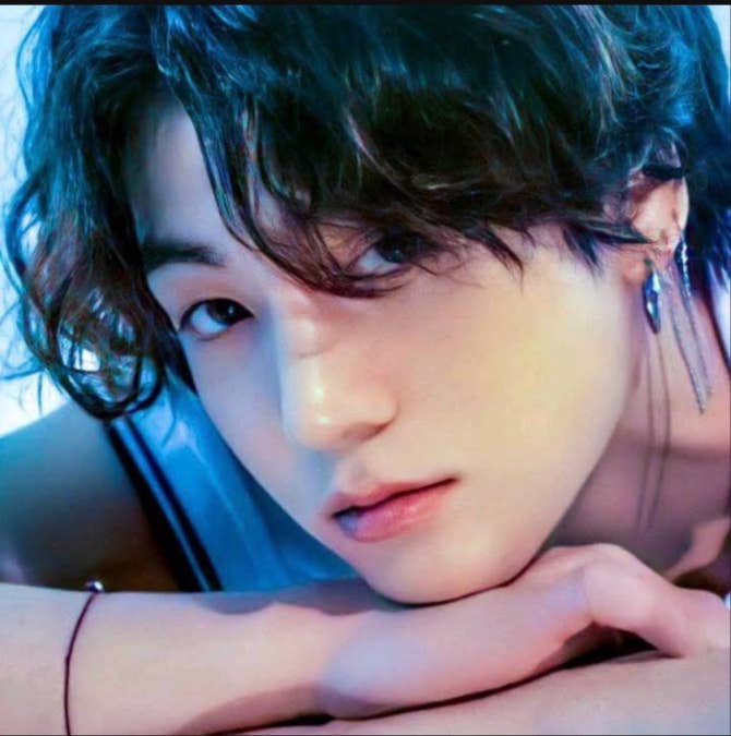 BTS Community Posts 너무 보고 싶어 🥹💜💜( neomu bogo sipeo)💜💜