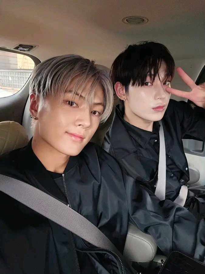 Weverse_2764f.jpg