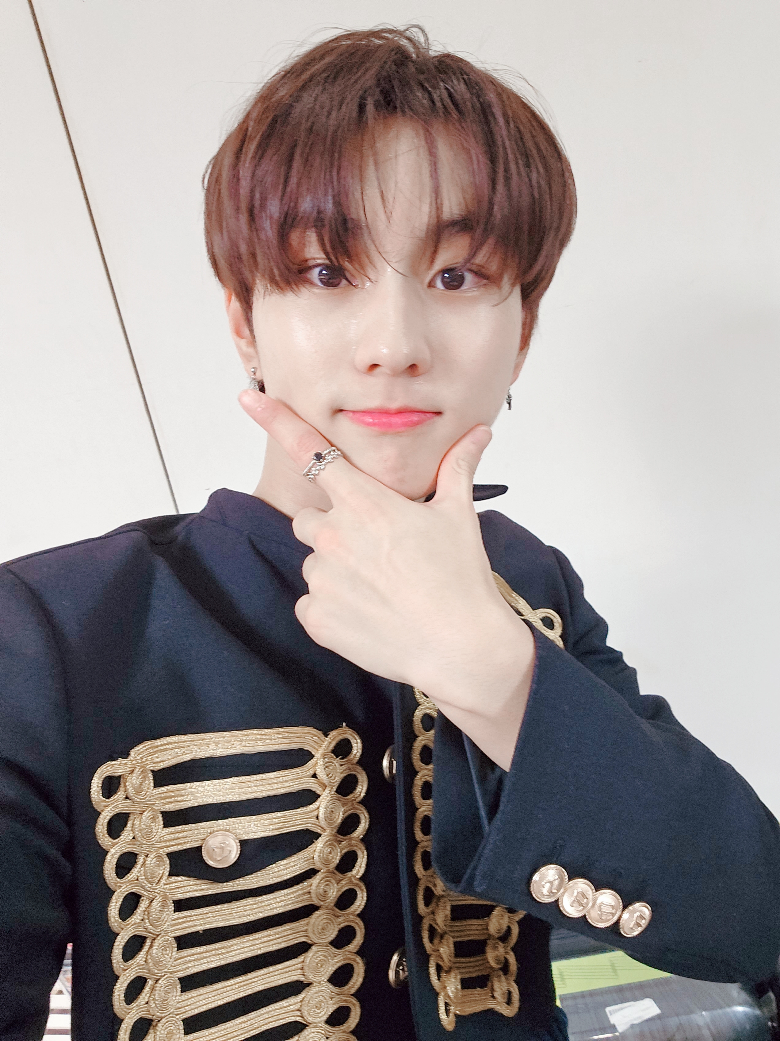 Weverse_cea62.jpg