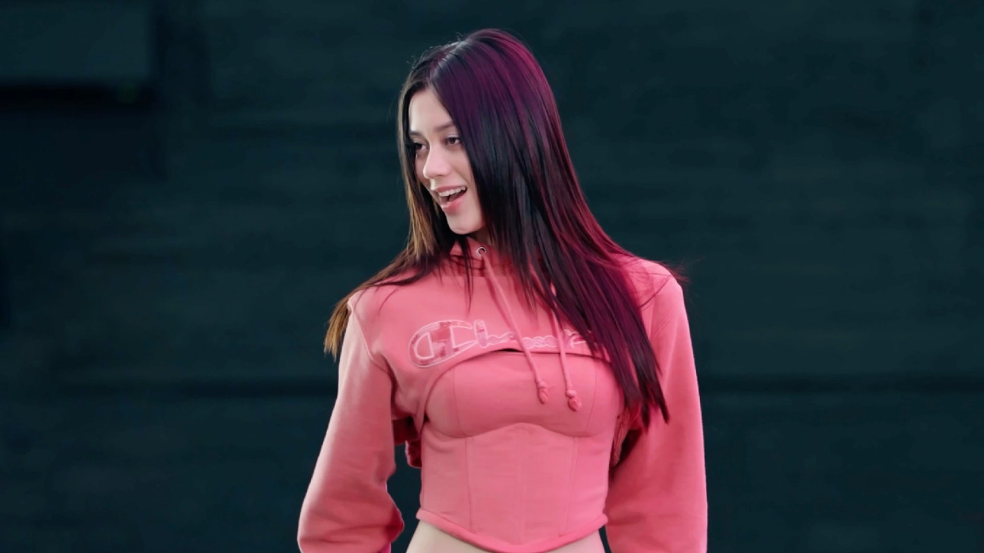 Weverse KATSEYE Media The Debut Dream Academy Megan s Prep VLOG weverse-katseye-media-the-debut-dream-academy-megan-s-prep-vlog