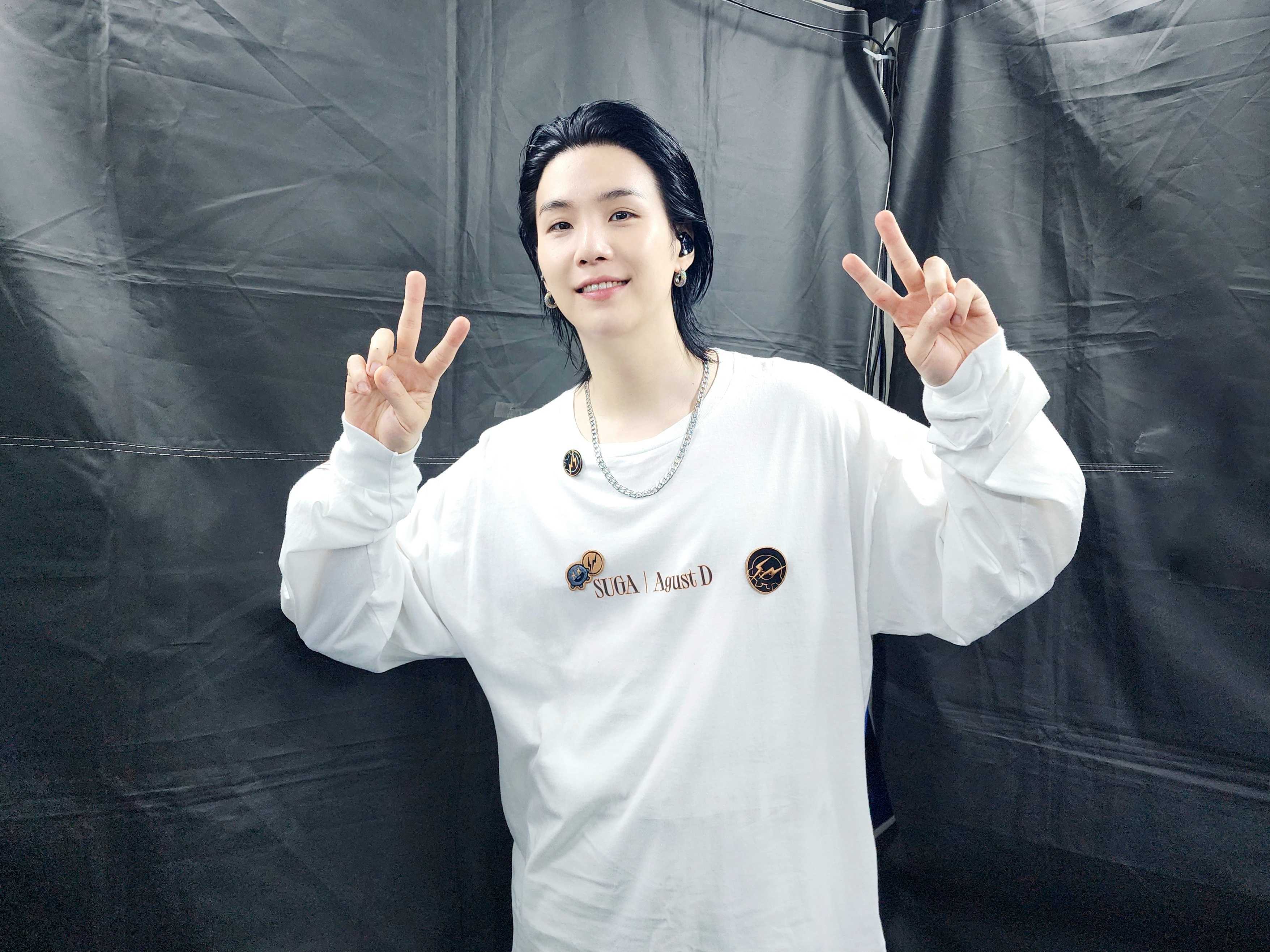 BTS Community Post - #to_suga ユンギ おはよう ٩(*´꒳`*)۶ 娘が私の