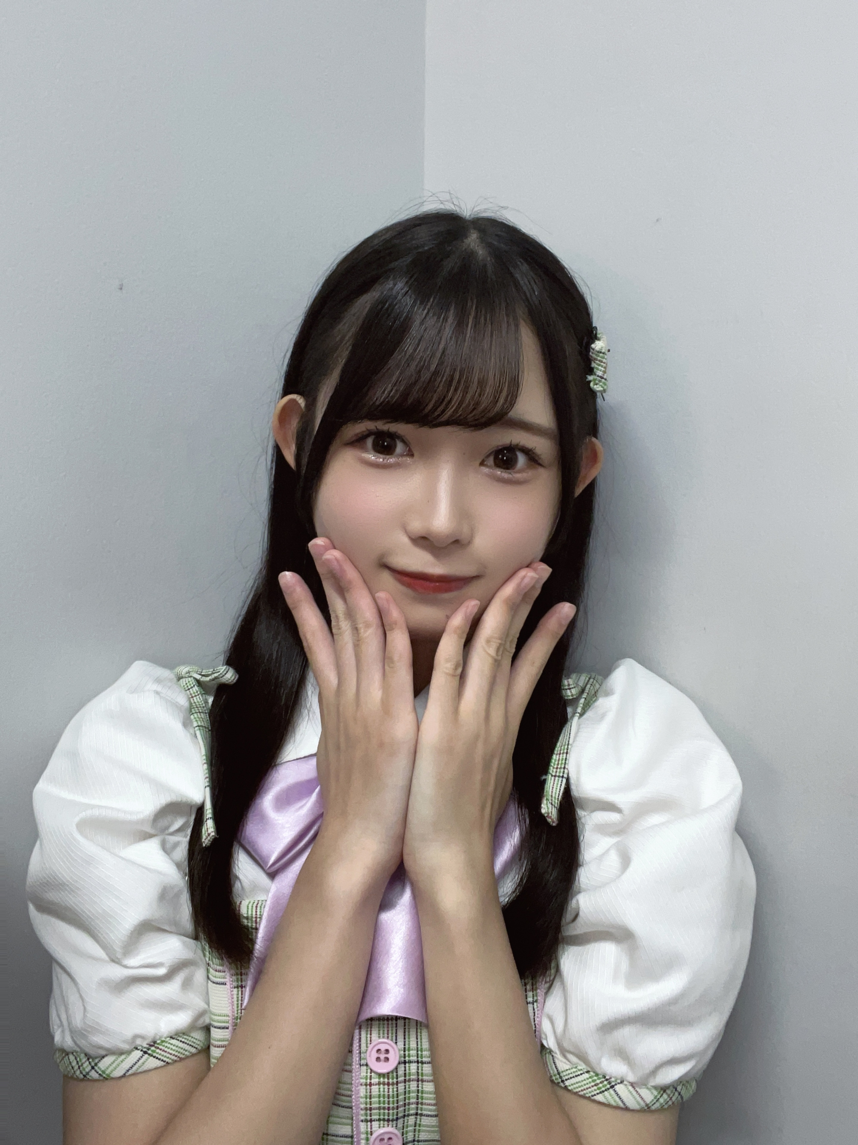 AKB48 Community Posts - AKB48 17期研究生 太田有紀です🐶🎀 Weverse