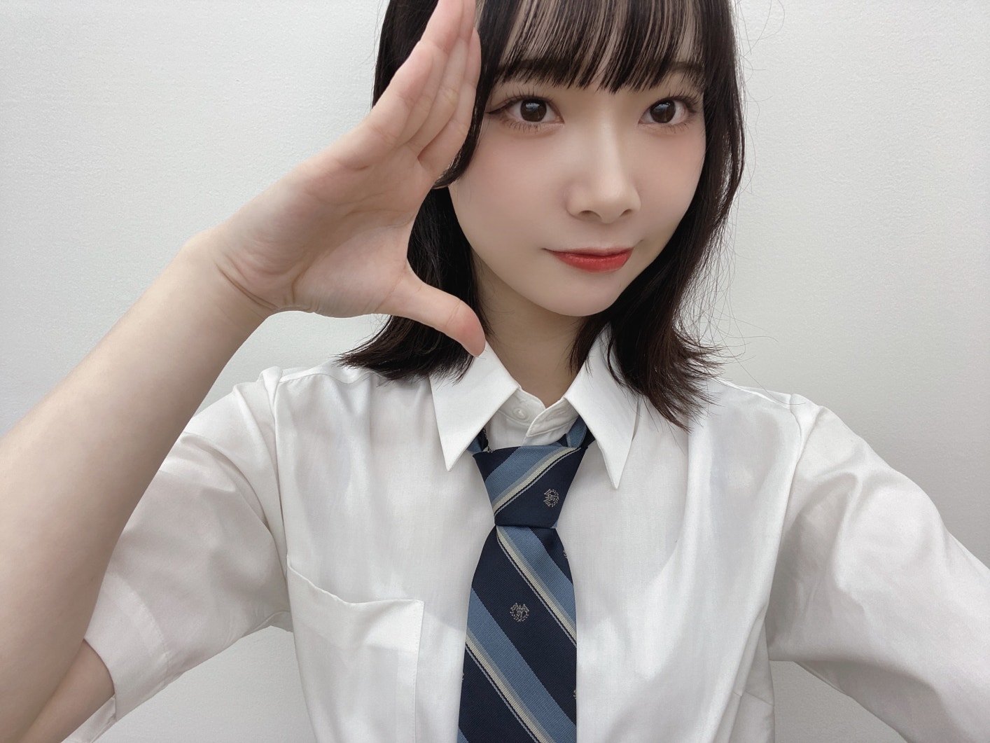 Akb48 Community Posts 18期研究生の成田香姫奈 なりたこひな です🦊🤍 改めて自己紹介！！⤵︎ ︎ 北海道出身🐮