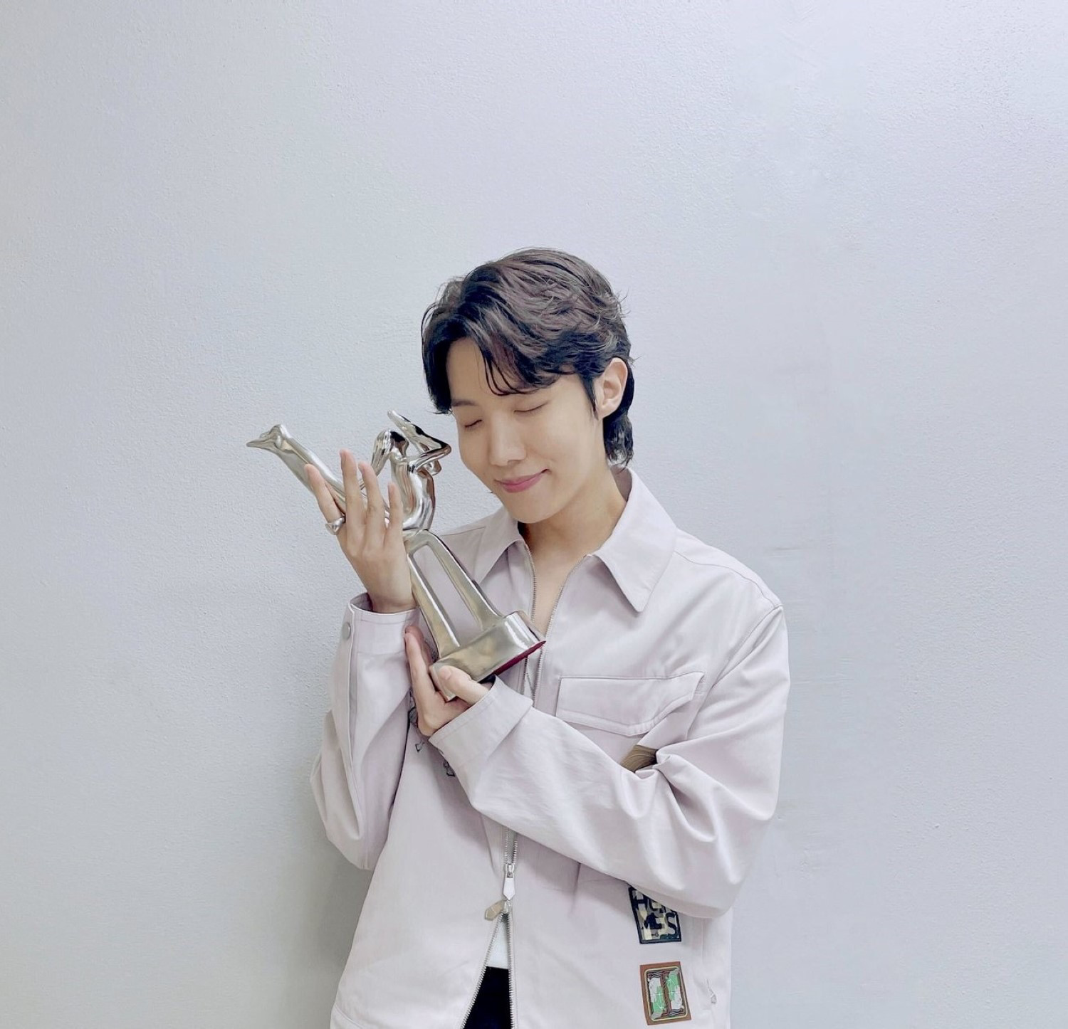 BTS Community Post - Yoongi time💜 Golden Disc Awards大賞
