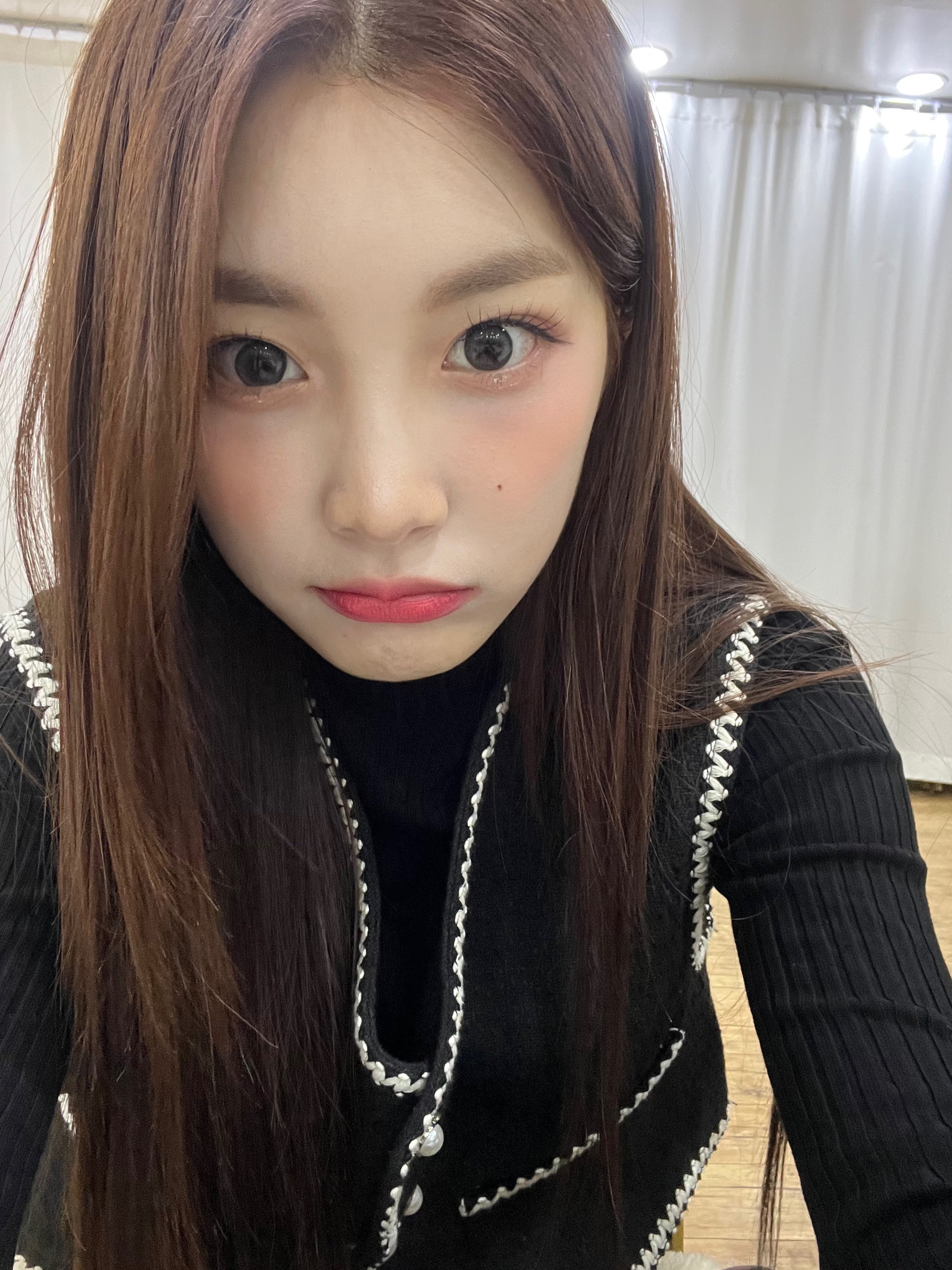 WOOAHコミュニティの投稿 - 🐰 🥴 🧸 - ミンソ