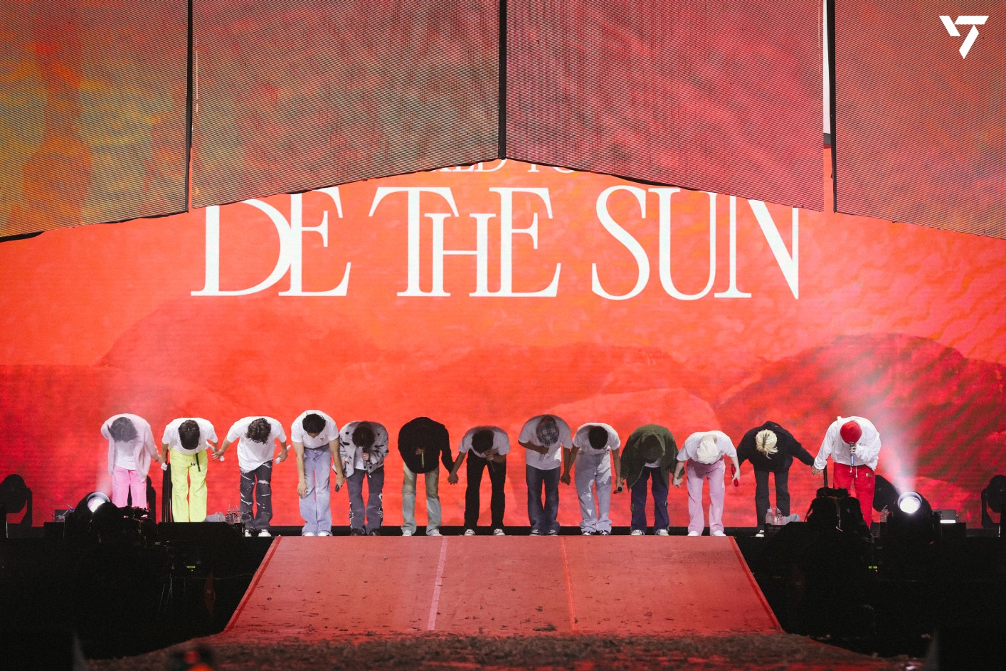 2022 WORLD TOUR <BE THE SUN> in ASIA Behind Sketch 2
